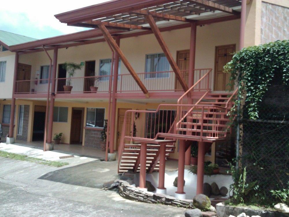 Hotel La Villa Quesada  외부 사진