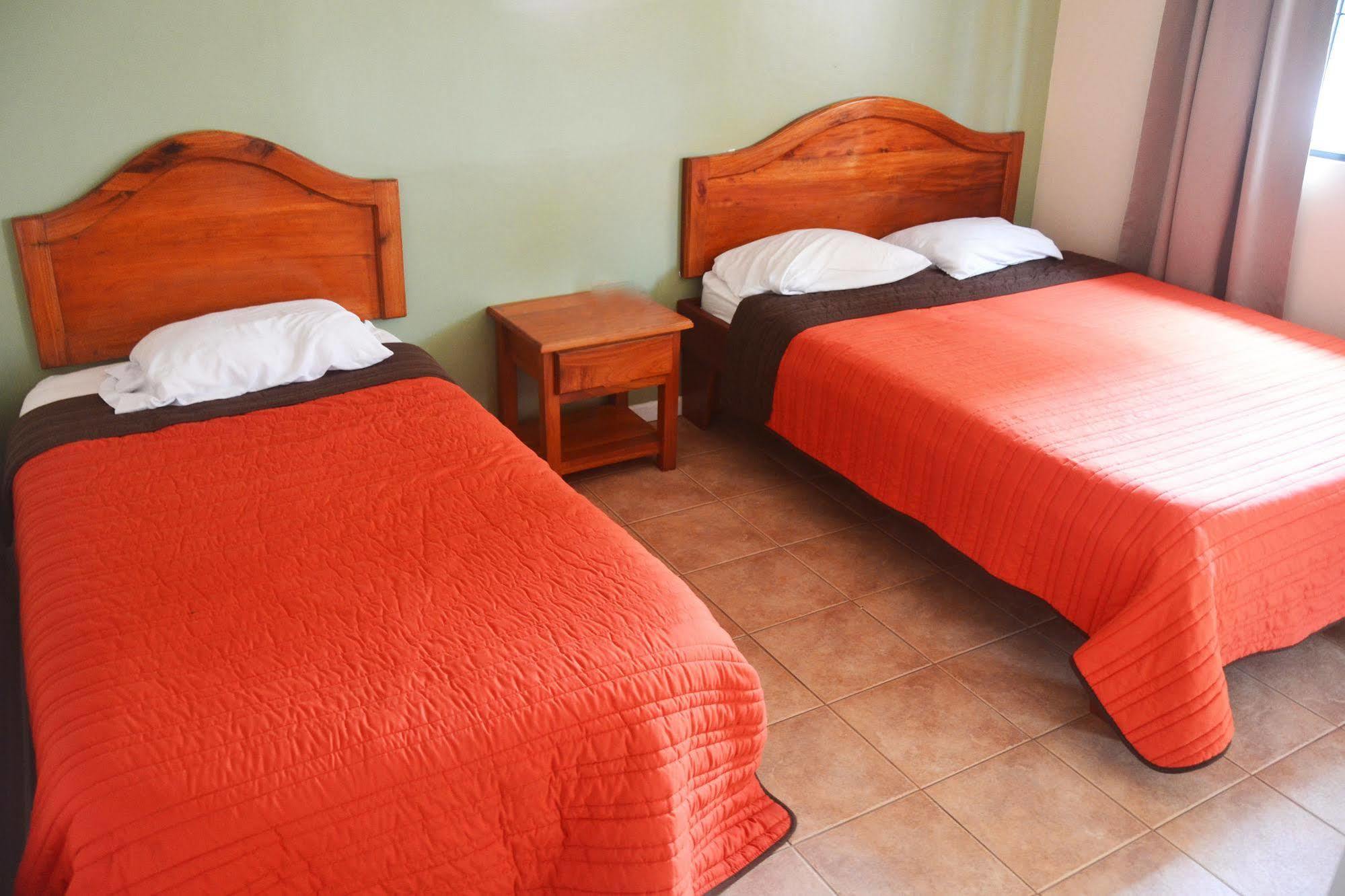 Hotel La Villa Quesada  외부 사진
